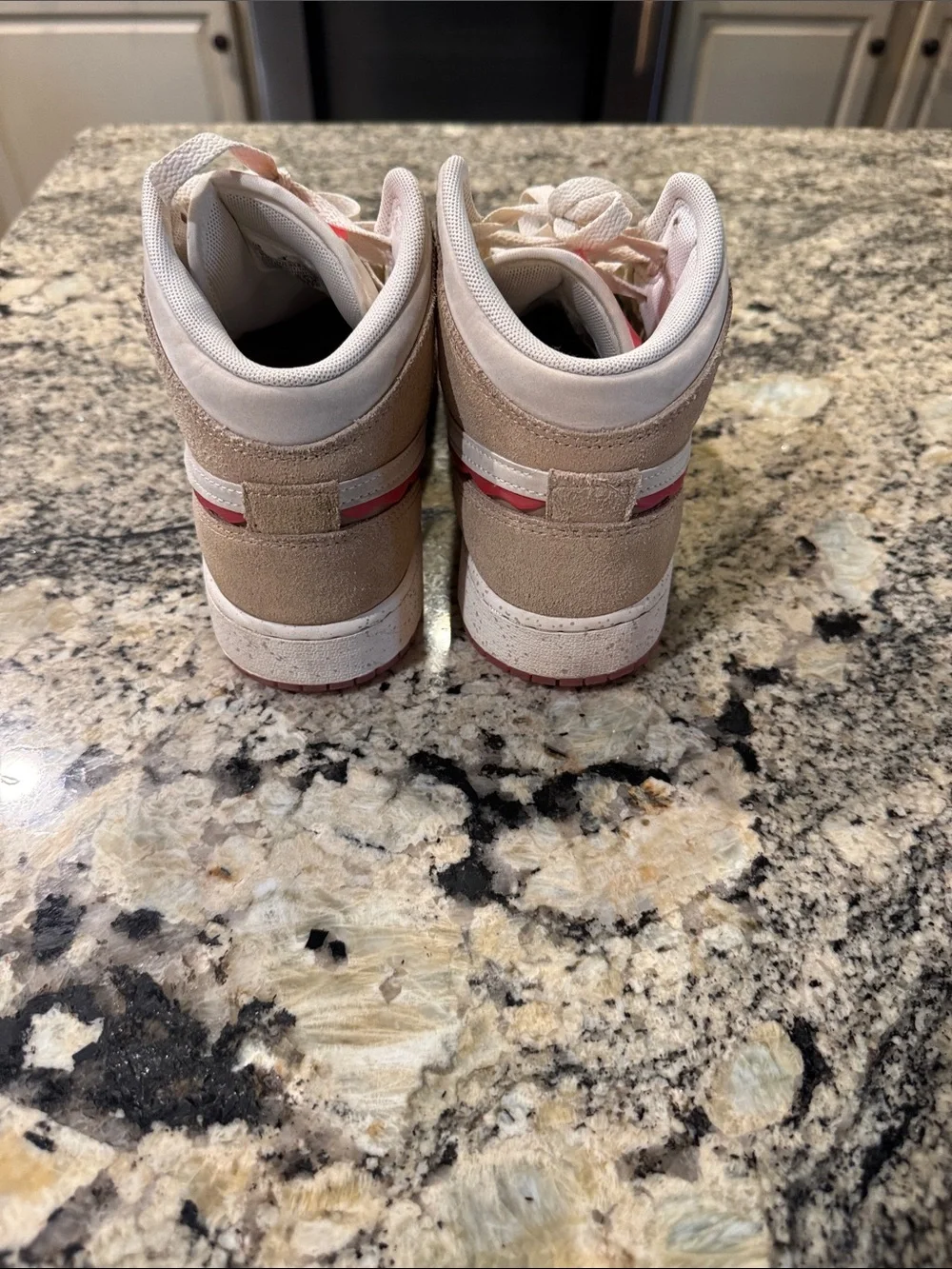 Nike Kids Air Jordan Mid-Top Sneakers in Beige, pink
